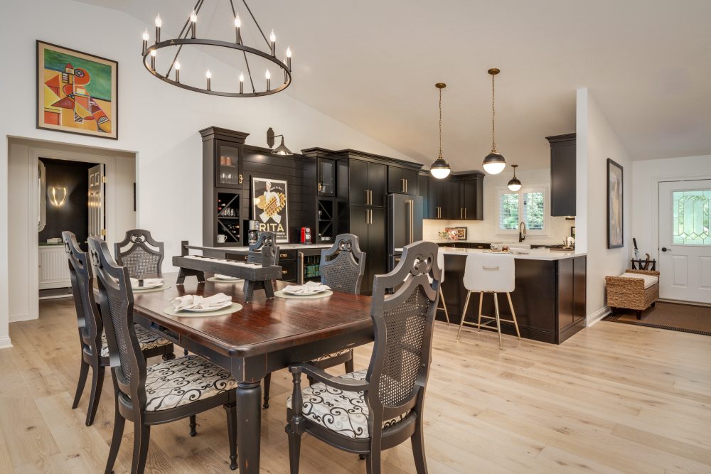 Dining Room Into The Kitchen
